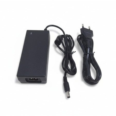 Alimentador AC/DC 12V 4.0A Estabilizado Sobremesa
